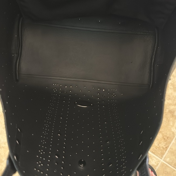 Coach Black Market Tote “Bandana Rivets“ Excellent condition. No signs of wear - Picture 10 of 12